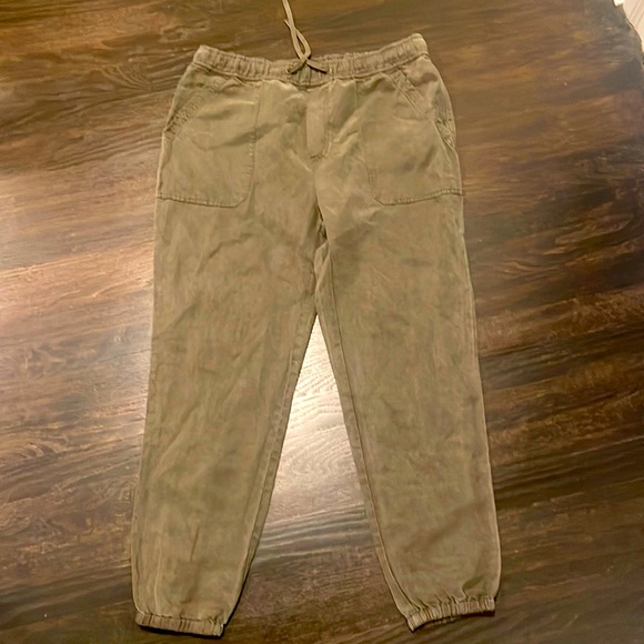 Marine Layer Draw String Pants- never worn - perfect condition - Picture 1 of 2